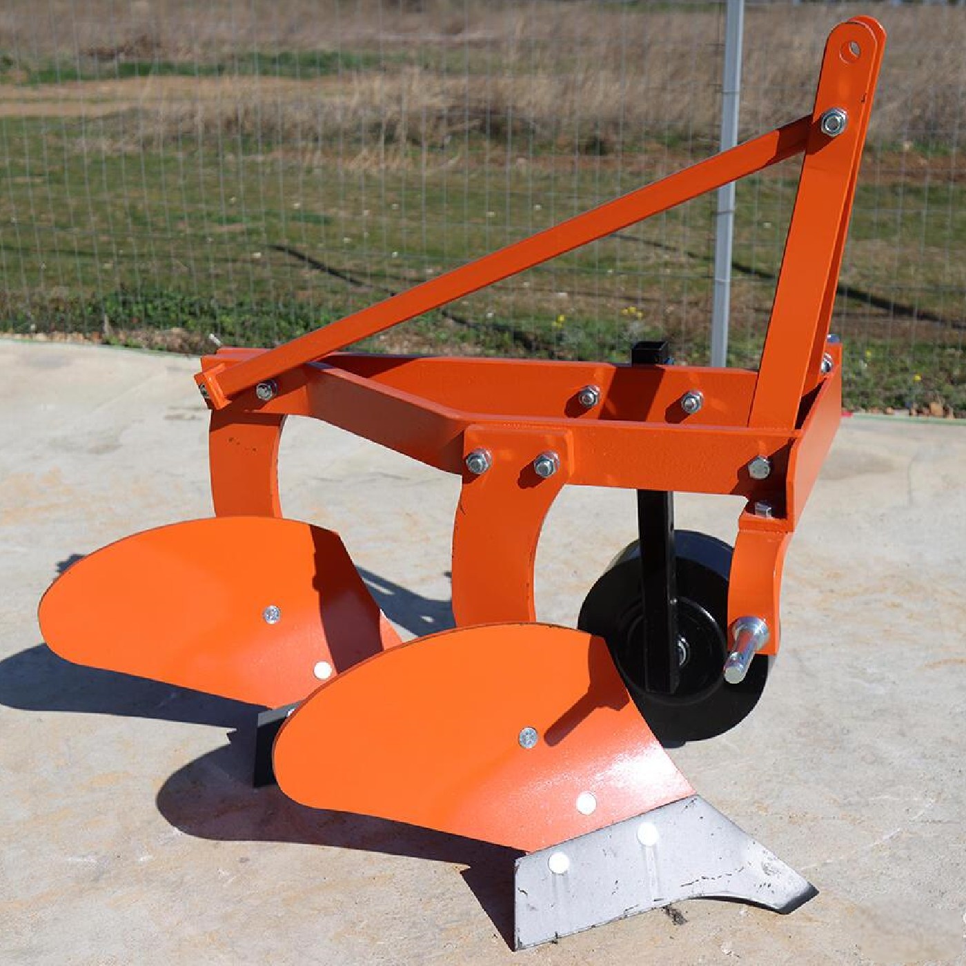 ПЛУГ OIEUROPAIOI 2S8 2x23