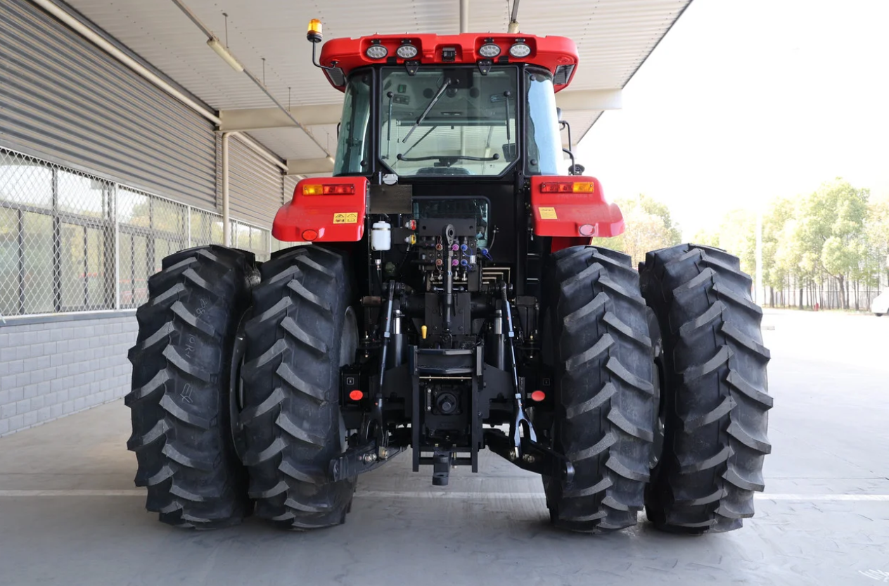 ТРАКТОР YTO ELX2404